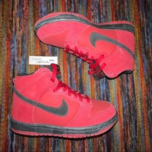 308319-602 Nike Dunk High Red Devil 2016 Size 4Y 5.5W